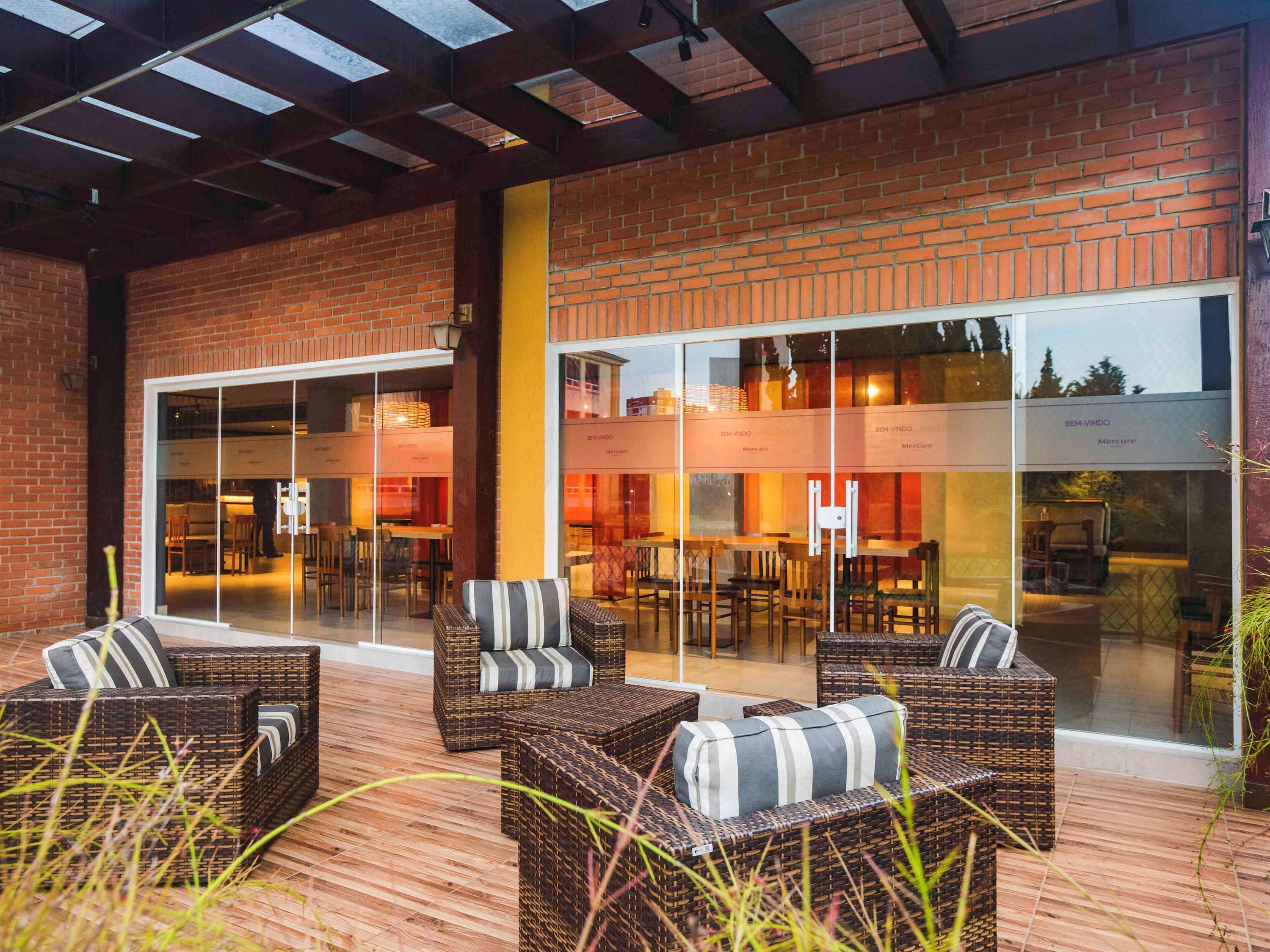 Hotel Cassino Tower Curitiba Aeroporto By Nacional Inn São José dos Pinhais Dış mekan fotoğraf
