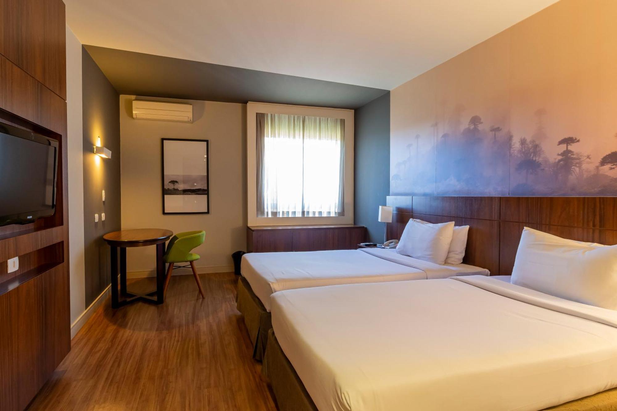 Hotel Cassino Tower Curitiba Aeroporto By Nacional Inn São José dos Pinhais Dış mekan fotoğraf