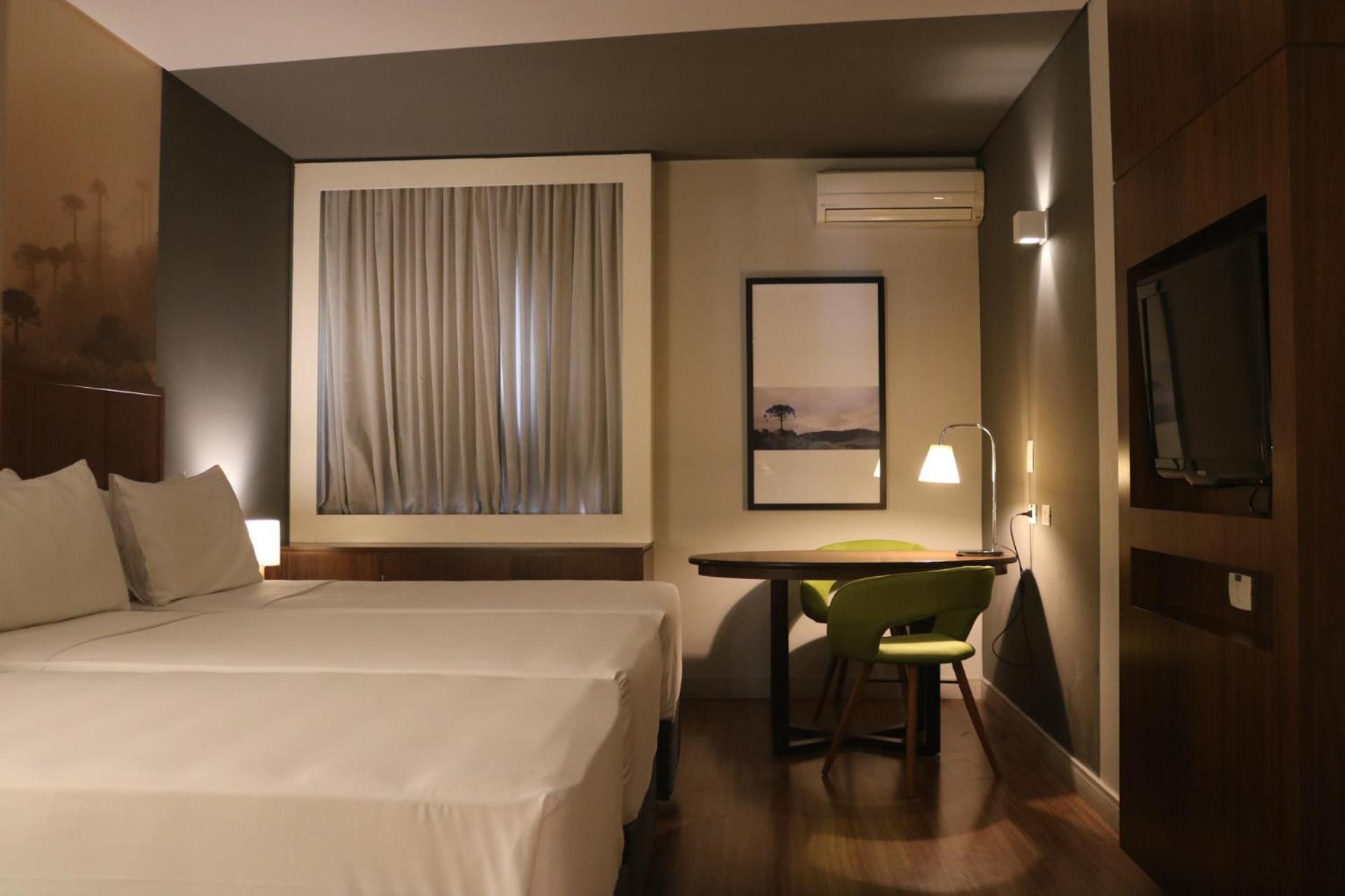 Hotel Cassino Tower Curitiba Aeroporto By Nacional Inn São José dos Pinhais Dış mekan fotoğraf